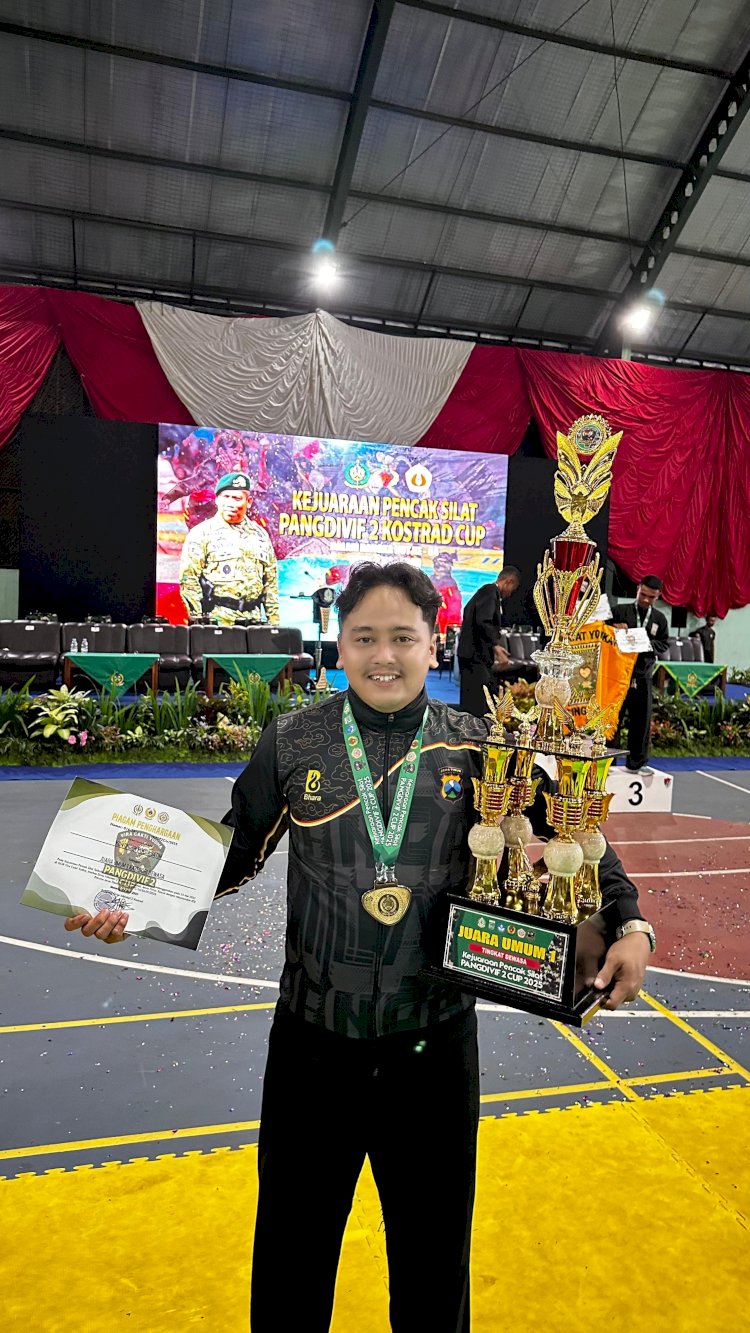 Personel Polres Lamongan, Bripda Sholeh Maulana, Raih Medali Emas di Pencak Silat Pangdivif 2 Cup 2025