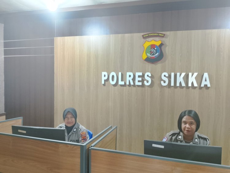 Polwan Polres Sikka Siaga 24 Jam Layani Masyarakat Melalui Layanan 110