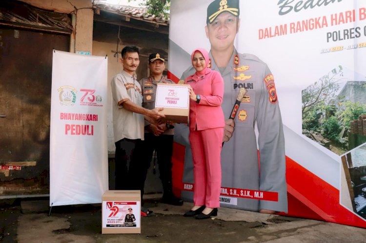 KONDISI RUMAH RUSAK PARAH, KAPOLRES BEDAH RUMAH PURNAWIRAWAN POLRI