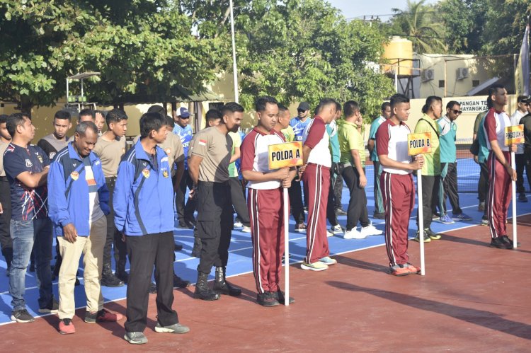 HUT Bhayangkara ke-79 Meriah dengan Turnamen Tenis Kapolda NTT Cup Antar Instansi