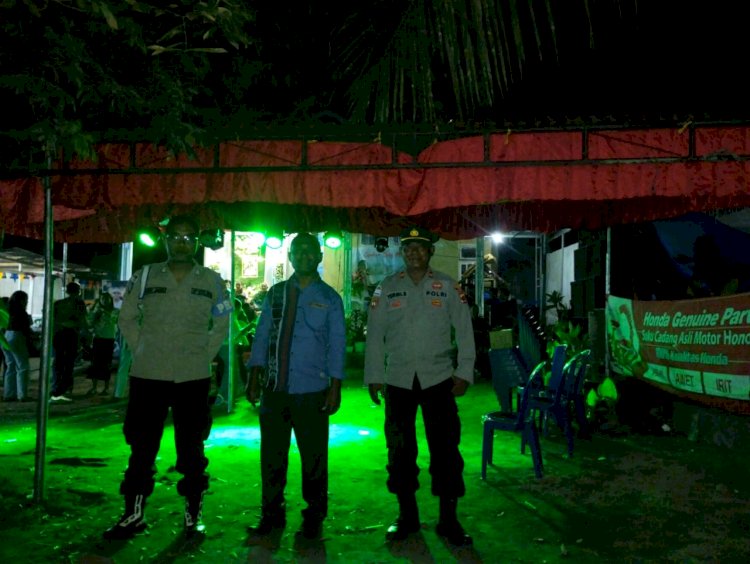 Polri Untuk Masyarakat  :Polres Sikka Amankan Pesta Sambut Baru Di Keuskupan Maumere