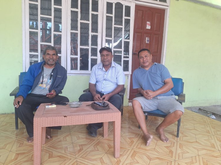 POLRI UNTUK MASYARAKAT : SAT INTELKAM POLRES SIKKA LAKSANAKAN KEGIATAN PENGGALANGAN DENGAN KETUA FORUM LIO BERSATU DAN TOKOH PEMUDA LIO