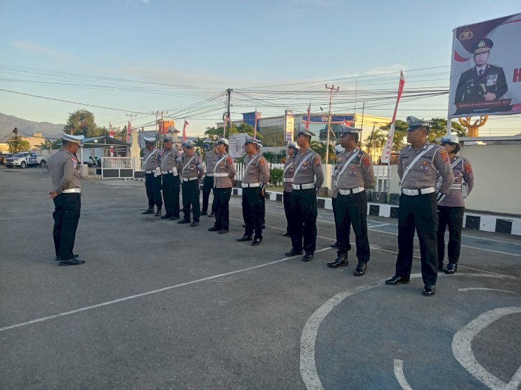 Cegah Kemacetan dan Kecelakaan, Satlantas Polres Sikka Laksanakan Apel dan Pengaturan Lalu Lintas