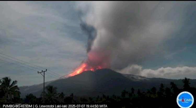 POLRI UNTUK MASYARAKAT : INFORMASI ERUPSI GUNUNG LEWOTOBI LAKI-LAKI