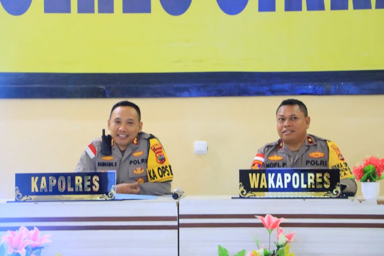 Kapolres Sikka Pimpin Langsung Anev Bulanan: Evaluasi Kinerja dan Strategi Penguatan Pelayanan Publik