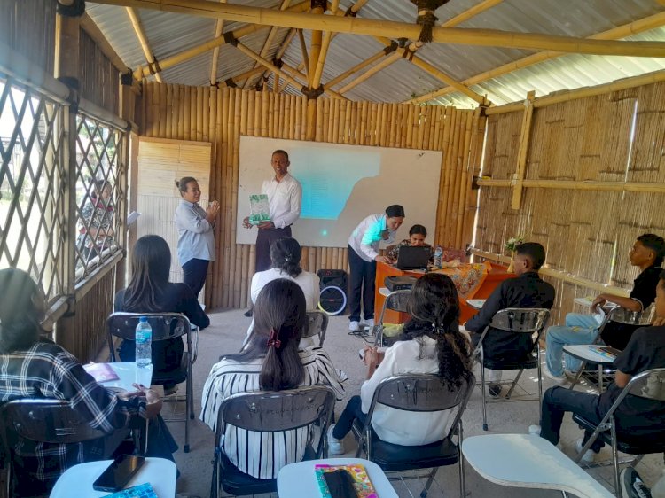 Satresnarkoba Polres Sikka Gencar Sosialisasi P4GN kepada Siswa PKBM Bisa Ngasiang Nelle