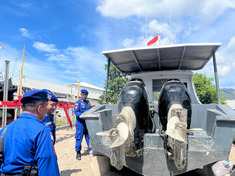 POLRI UNTUK MASYARAKAT : KEGIATAN SUPERVISI DAN ASISTENSI FUNGSI SATUAN POLAIRUD POLDA NTT PADA SAT. POLAIRUD POLRES SIKKA.