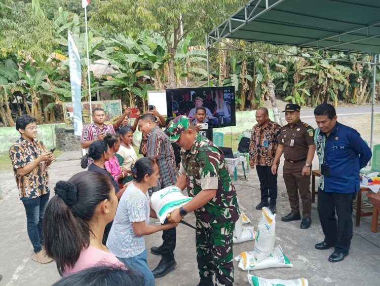 TNI Dan BULOG Bersinergi Dalam Rangka Mewujudkan Swasembada Pangan Melalui Program Gerakan Pangan Murah Beras SPHP dan Bantuan Pangan