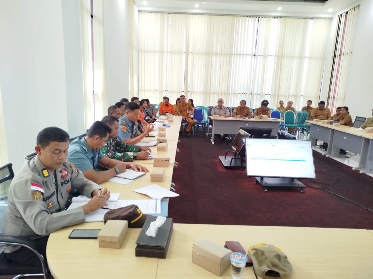 Kabag SDM Polres Sikka mengikuti Rapat Panitia Penyelenggara Peringatan HUT Ke-80 Kemerdekaan Republik Indonesia Tingkat Kab.Sikka.