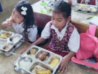 Penyaluran Program Makan Bergizi Gratis di Kabupaten Sikka Sasar Ribuan Penerima Manfaat
