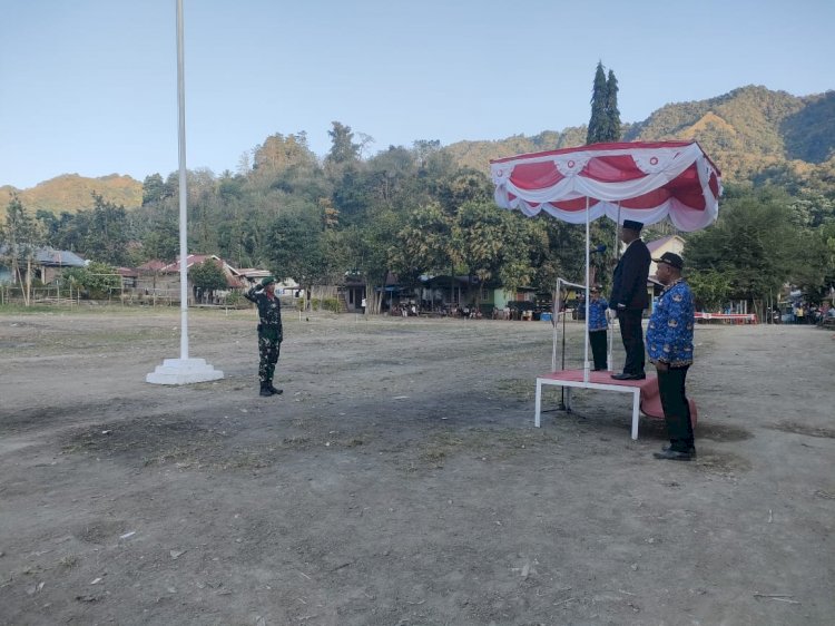 SENJA MERAH PUTIH DI MEGO : UPACARA PENURUNAN  BENDERA MERAH PUTIH  TINGKAT KEC.MEGO, KAB.SIKKA