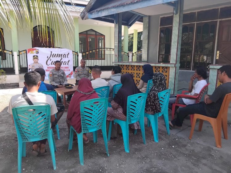 Polsek Jajaran Polres Sikka Gelar Jumat Curhat, Dengar Aspirasi Warga untuk Tingkatkan Kamtibmas