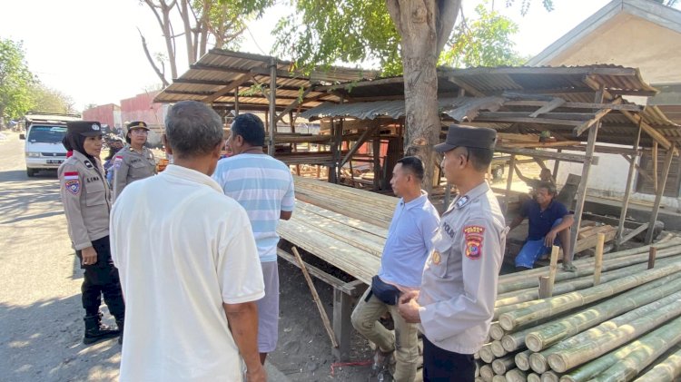 Sat Binmas Polres Sikka Polda NTT Ajak Warga Jaga Kamtibmas Lewat Himbauan Humanis