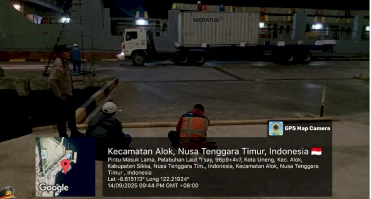Patroli Jalan Kaki Pospam KPPP Laut: Cegah Gangguan di Pelabuhan Maumere & Wuring”