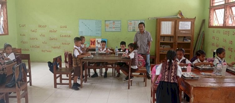 “Program Makan Bergizi Gratis Sasar 2.379 Anak Didik di Lela dan Nita Kabupaten Sikka”