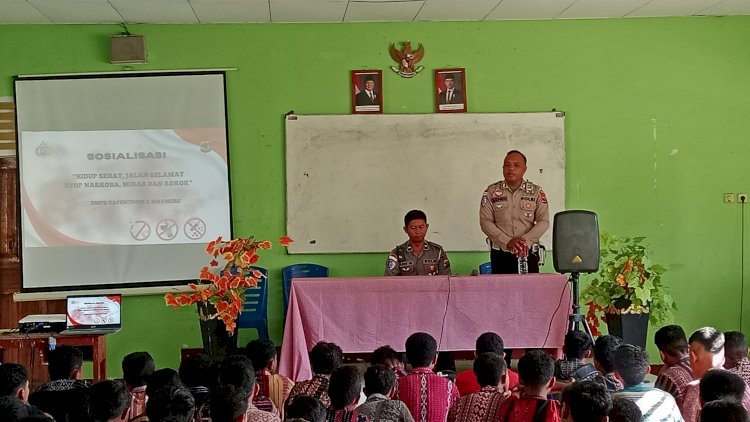 SMPK YAMPENTHOM 2 Dapat Sosialisasi Kamseltibcarlantas Dari Unit Sat Lantas Polres Sikka Polda NTT