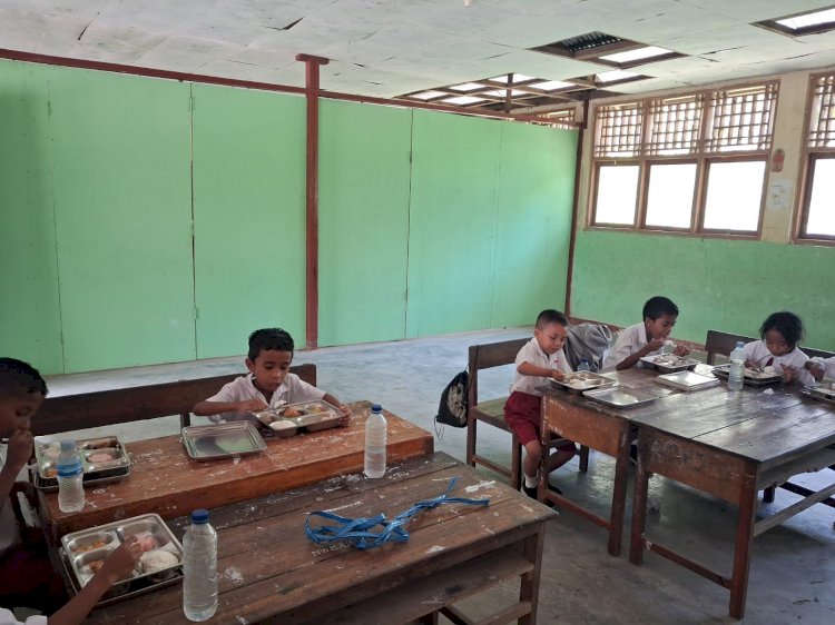 “Dapur SPPG Yaspem Mulai Distribusi Menu Bergizi, Polsek Kewapante Pastikan Aman”