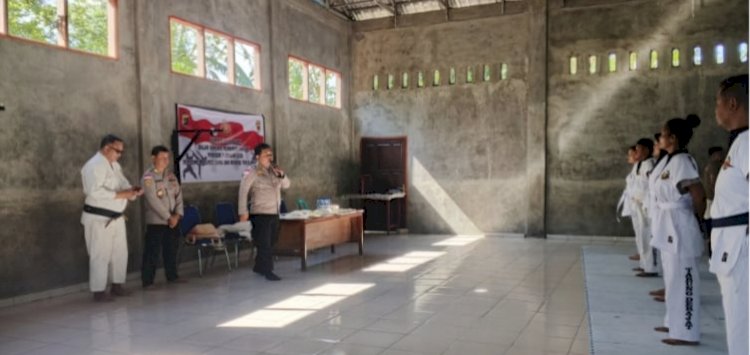 68 Personel Polres Sikka Polda NTT dan Brimob Maumere Ikuti Ujian Beladiri Polri UKP Periode 1 Januari 2026