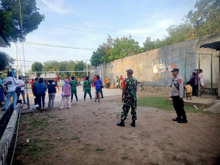 Sportivitas dan Kebersamaan Warnai Pembukaan Turnamen HUT Desa Habi Polsek Kewa Polres Sikka Polda NTT Lakukan Pengamanan”