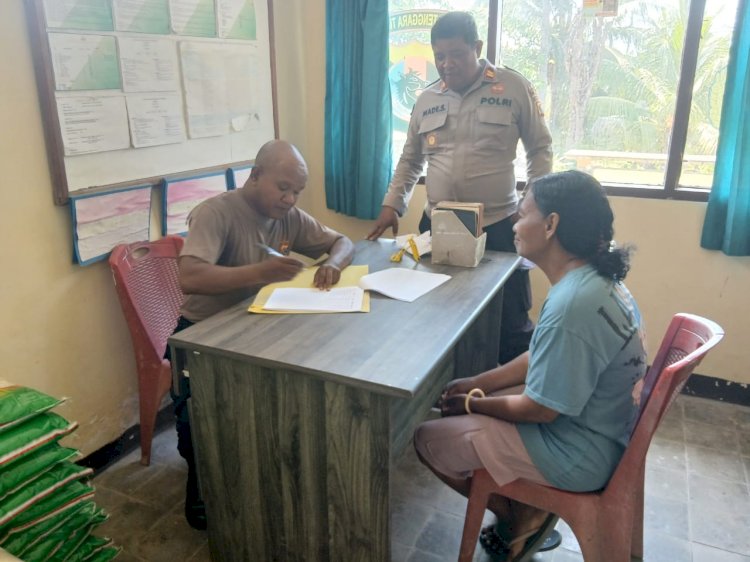 “Polres Sikka & Bulog NTT Sinergi Stabilkan Harga Pangan, Warga Bola Antusias Serbu Beras Murah”