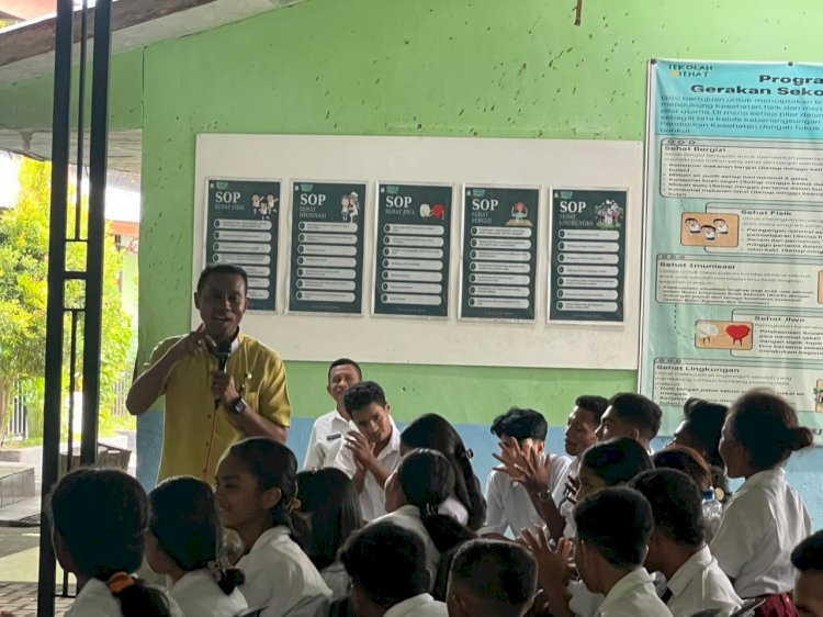 Sentuh Dunia Pendidikan, Satresnarkoba Polres Sikka Polda NTT Sosialisasi Anti Narkoba dan Anti Perundungan