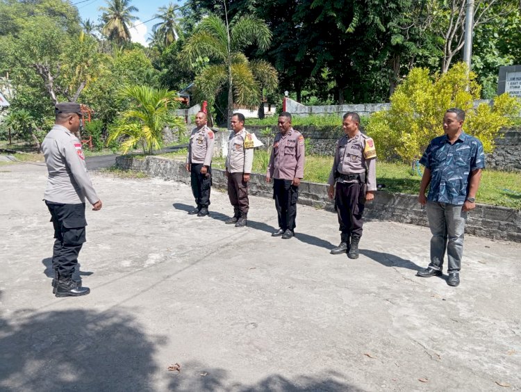 Satu Angkatan Satu Komando: Bintara 2004 Pimpin Irama Apel Pagi Polsek Lela