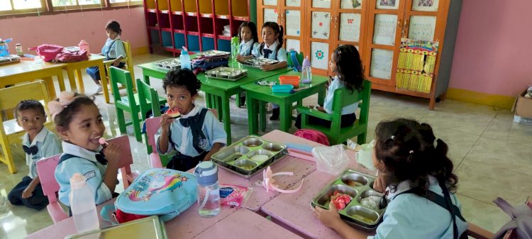 Program MBG Nasional Mengalir di Sikka: 9 Dapur SPPG Salurkan Bantuan Secara Serentak