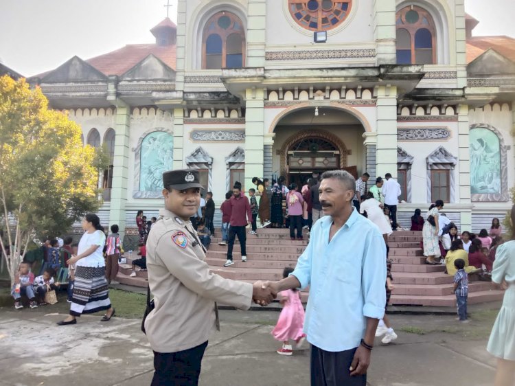Patroli Menyeluruh Polres Sikka Polda NTT, Tak Ada Ruang Gangguan Saat Ibadah Minggu