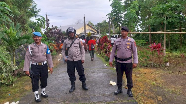 Pengamanan Maksimal, Kirab Salib NYD 2025 di Bola Sikka Berlangsung Tanpa Gangguan