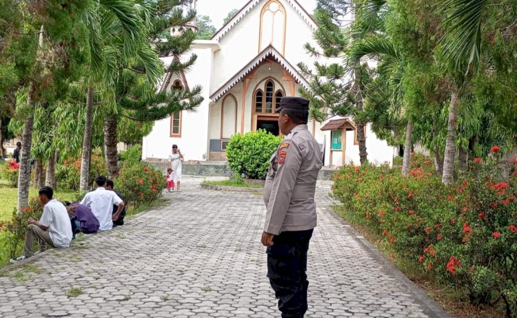 Dari Kapela Hingga Katedral, Polres Sikka Polda NTT Pastikan Ibadah Minggu Aman