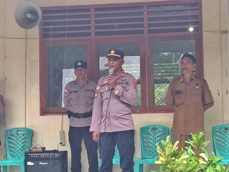 Dari Lapangan Upacara ke Pembentukan Karakter, Pesan Humanis Polres Sikka Polda NTT untuk Pelajar