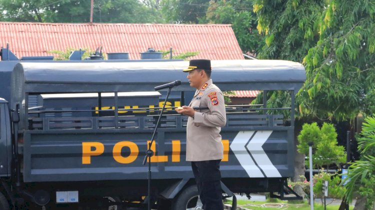 “Menjaga Marwah Polri, Kapolres Sikka Tekankan Disiplin dan Etika dalam Apel Pagi”
