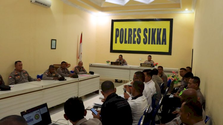 Dipimpin Kapolres Sikka, Anev Mingguan Jadi Panggung Evaluasi Menyeluruh dan Penguatan Soliditas Jajaran