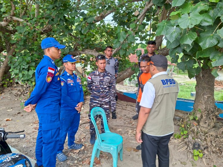 Menjaga Laut, Menjaga Nyawa: Sat Polairud Polres Sikka Polda NTT Kawal Keamanan dan SAR Nelayan