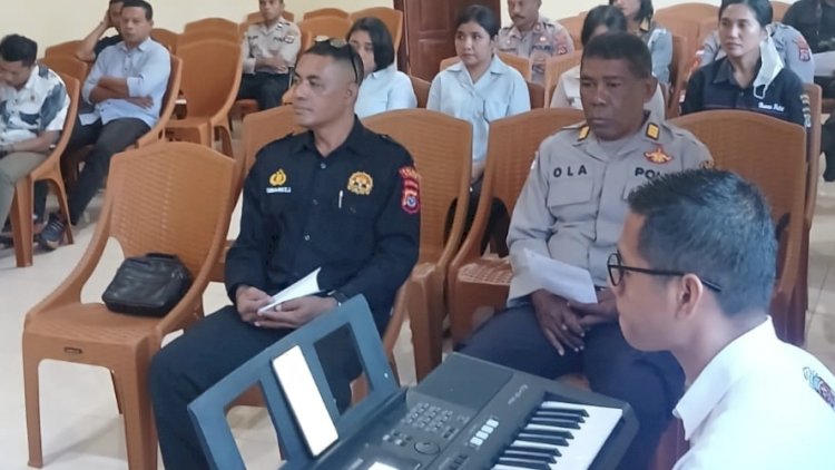 “Dari Doa ke Dedikasi: Binrohtal Polres Sikka Perkuat Moral dan Integritas Personel”