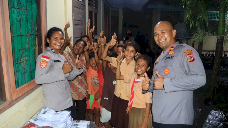 Polri Peduli Pendidikan: Bantuan Sosial Kapolda NTT Jangkau Sekolah dan Siswa Kurang Mampu di Sikka
