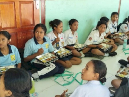 “MBG Sikka Berjalan Serentak, 43 Ribu Lebih Porsi Mengalir ke Sekolah dan Posyandu”
