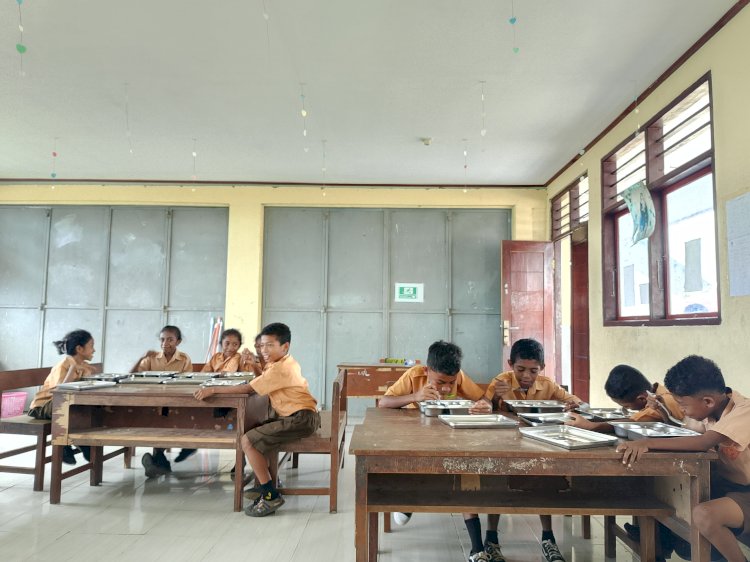 MBG di Sikka Kian Masif: Ribuan Pelajar, Ibu Hamil dan Balita Terima Asupan Bergizi