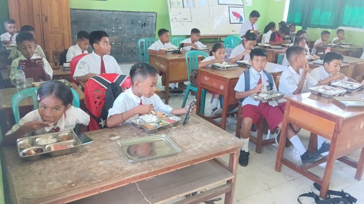15 SPPG Beroperasi, Pendistribusian Makan Bergizi Gratis di Kabupaten Sikka Tembus 34.916 Porsi