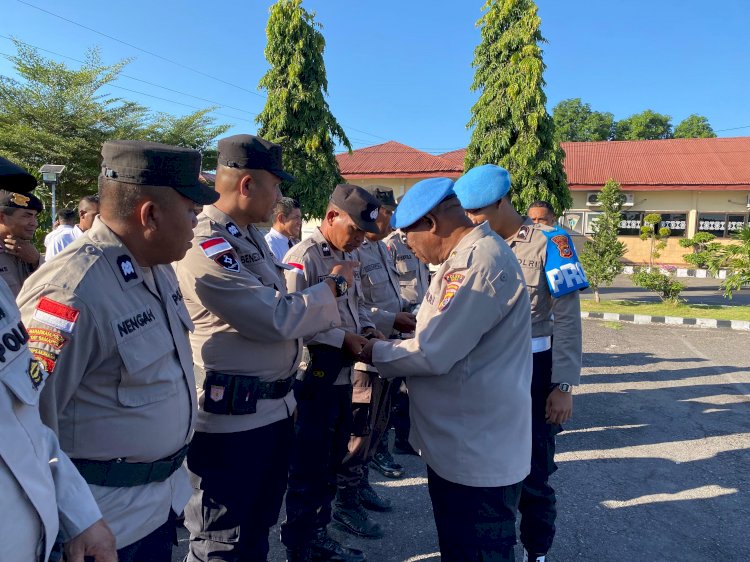 Propam Polres Sikka Gelar Gaktibplin, AKP Fransiskus Somba Say Periksa Disiplin Hingga Kelengkapan Dokumen Personel