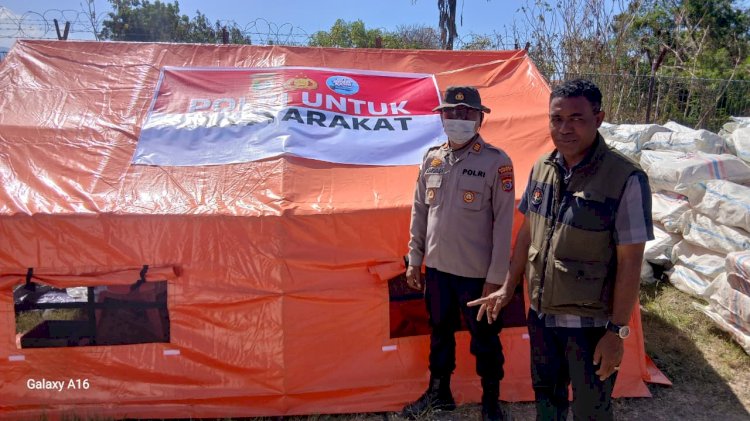 Humas Polres Sikka Perkuat Informasi Publik dan Dokumentasi Penanganan Pengungsi Gempa Flores dalam Operasi Aman Nusa II Turangga 2026