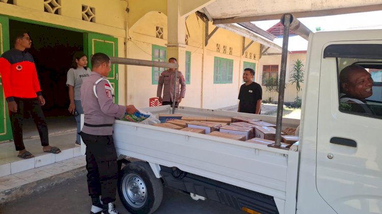 Bantuan Logistik Terus Mengalir ke Sikka, Polres Sikka Kawal Distribusi untuk Warga Terdampak Gempa
