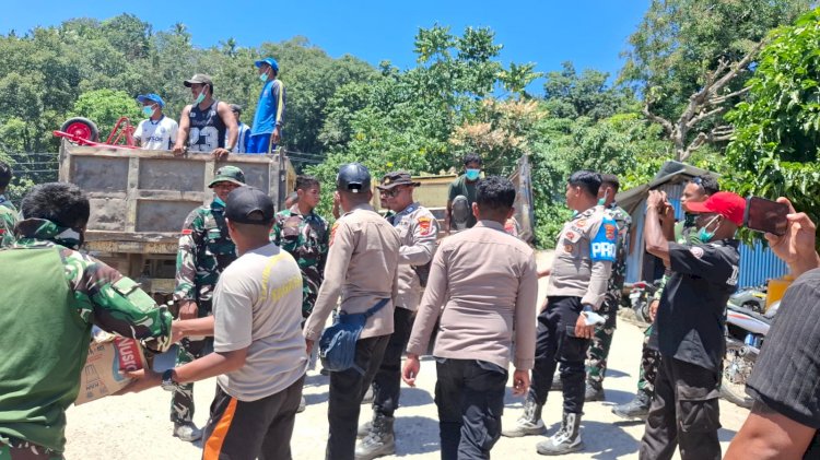 Dari Posko Camat ke Nitunglea Palue: Bantuan Gempa Bergerak, Menyapa Warga