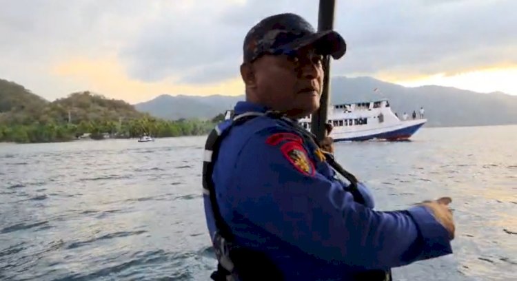 Melintasi Laut Menuju Palue, Satpolairud Sikka Lakukan Pengawalan Perjalanan Jokowi Widodo