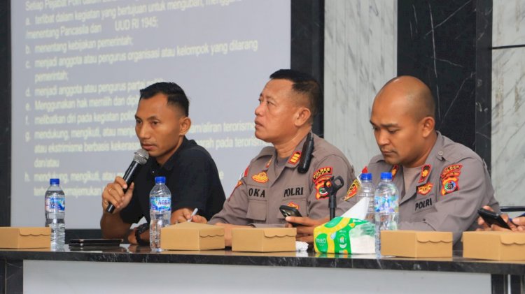 “Perkuat Marwah Institusi, Propam Polda NTT Gelar Sosialisasi Etika Profesi di Polres Sikka”