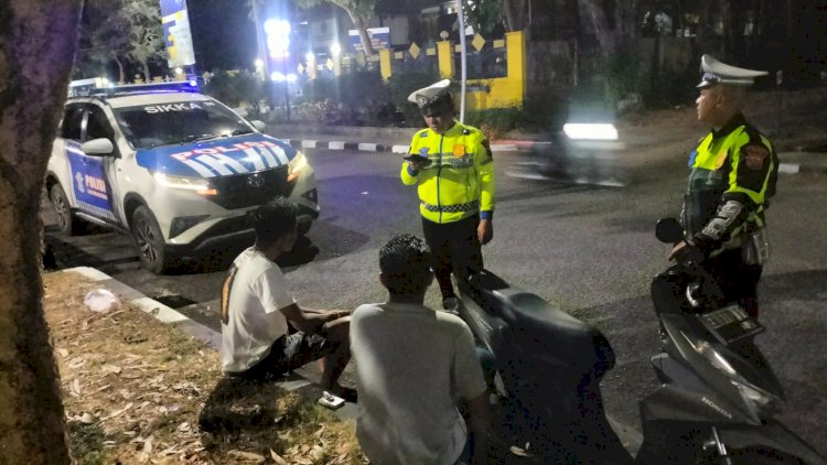 Polres Sikka Perketat Patroli Malam, dari Pelabuhan hingga Jalur Rawan: Polisi Hadir, Kamtibmas Dijaga