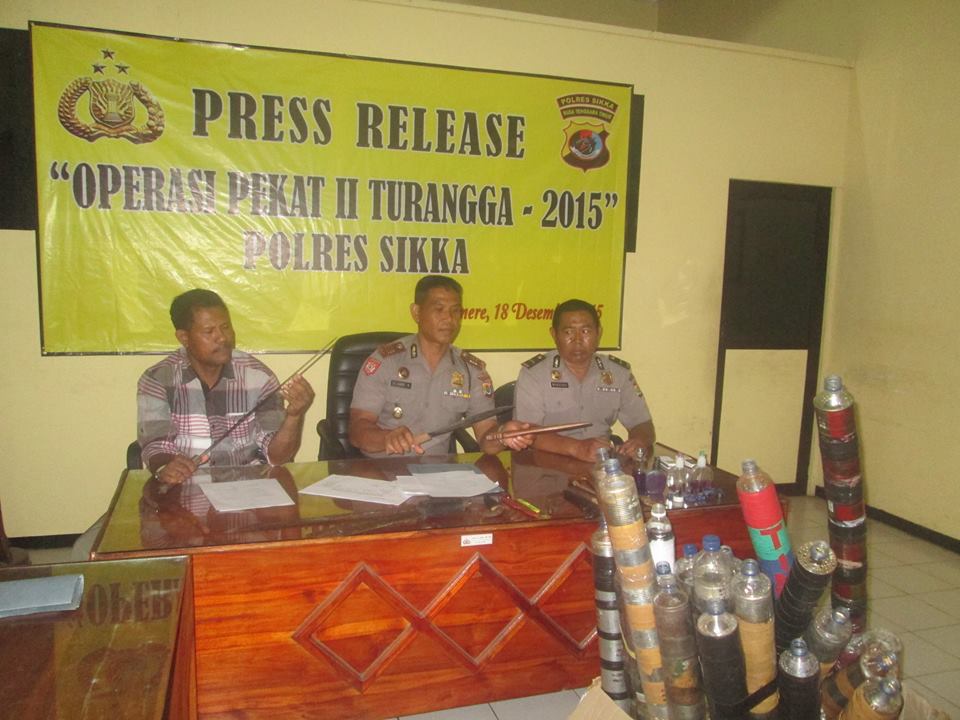 Polres Sikka Lakukan Press Release Hasil Operasi Pekat II Turangga 2015